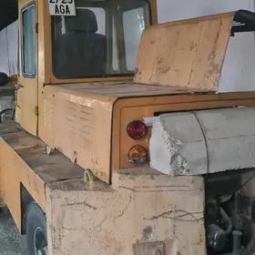 Kara Forklift 1998