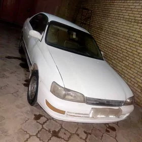 Toyota Corona 1995