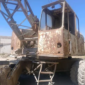 Liebherr A-series 2006