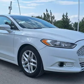 Ford Fusion 2016