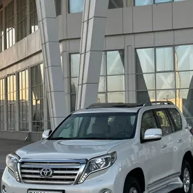 Toyota Land Cruiser Prado 2017