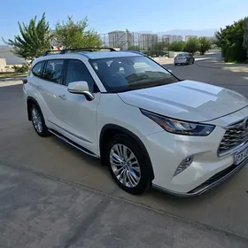 Toyota Highlander 2020