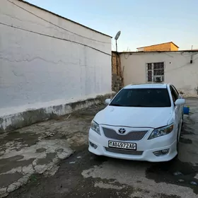 Toyota Camry 2010