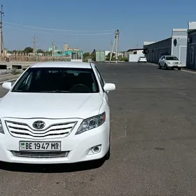 Toyota Camry 2010