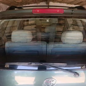Toyota Sienna 2000
