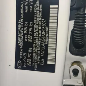 Hyundai Elantra 2021