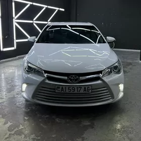 Toyota Camry 2015