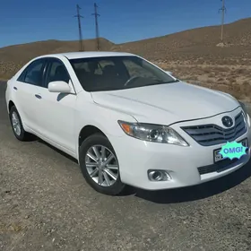 Toyota Camry 2011