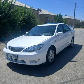Toyota Camry 2005