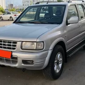 Opel Frontera 2002
