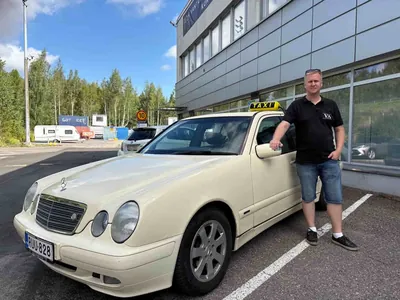 Работавший в такси Mercedes проехал более 2 млн км, но финская налоговая в это не верит