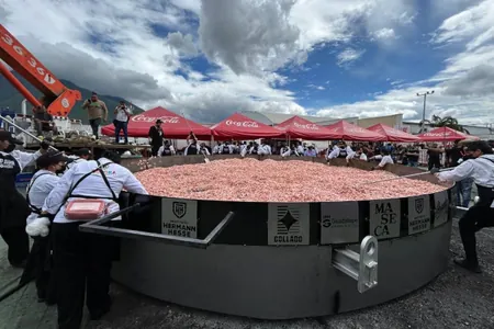 Meksikaly aşpezler tako taýýarlap, birbada üç rekord goýdy