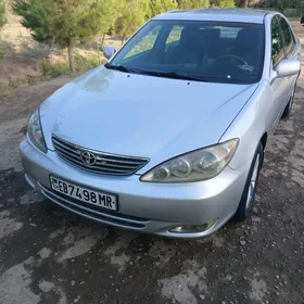 Toyota Camry 2004