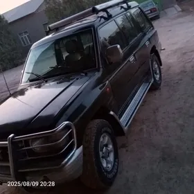 Mitsubishi Pajero 1998