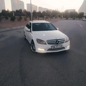 Mercedes-Benz C350 2009