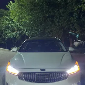 Kia Cadenza 2019