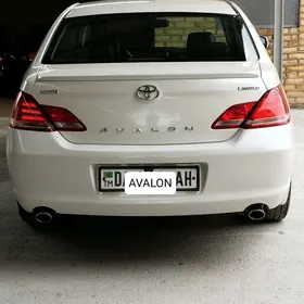 Toyota Avalon 2005