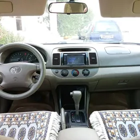 Toyota Camry 2005