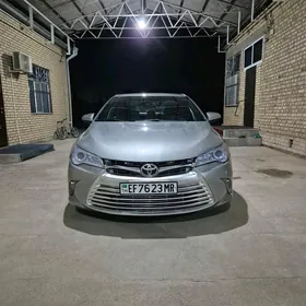 Toyota Camry 2016