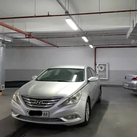 Hyundai Sonata 2013