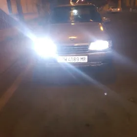 Opel Vectra 1989