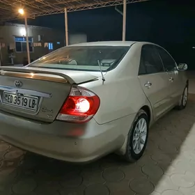 Toyota Camry 2003