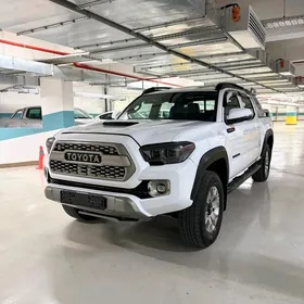 Toyota Tacoma 2021