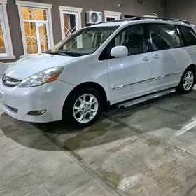 Toyota Sienna 2005