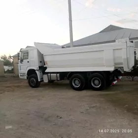 Howo Sinotruk 2011
