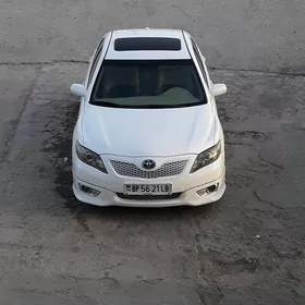 Toyota Camry 2010