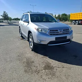 Toyota Highlander 2011
