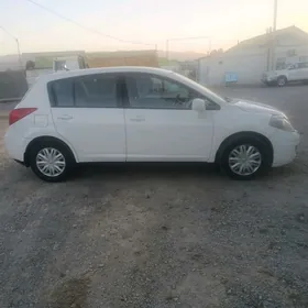Nissan Versa 2009