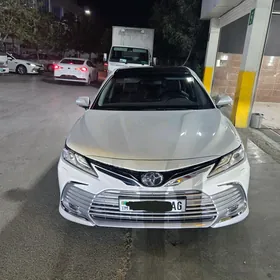 Toyota Camry 2023