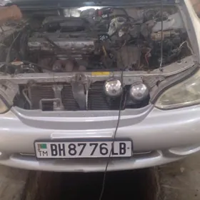 Kia Credos/Clarus 2000