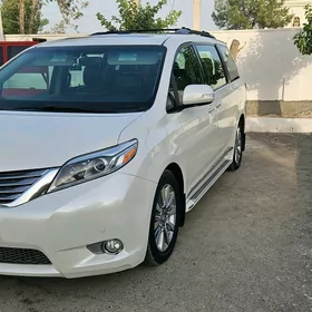 Toyota Sienna 2017