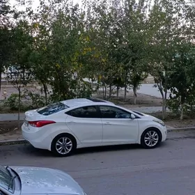 Hyundai Elantra 2011