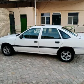 Opel Vectra 1989
