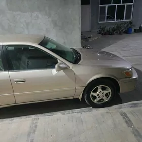 Toyota Camry 2000