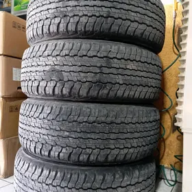 Dunlop 265 60 18