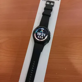 Samsung galaxy watch4 classic.