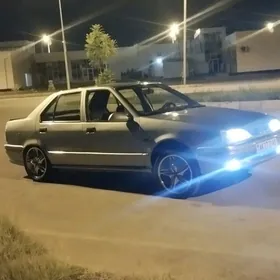 Renault Europa 19 1998