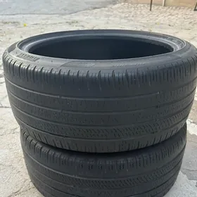 Teker Pirelli 19