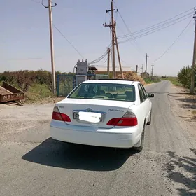 Toyota Avalon 2004
