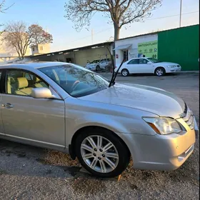 Toyota Avalon 2005