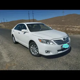 Toyota Camry 2011