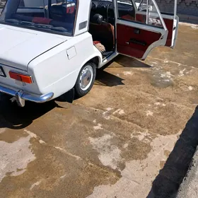 Lada 2104 1980