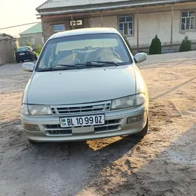 Toyota Carina 1992
