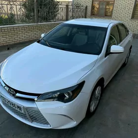 Toyota Camry 2017