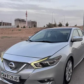 Nissan Maxima 2018
