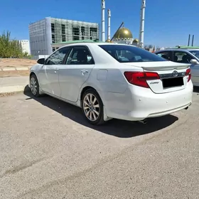 Toyota Avalon 2012